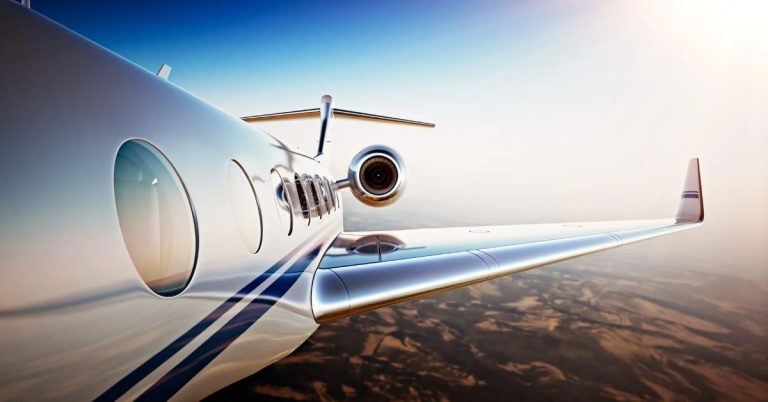 How fast do Private Jets Fly