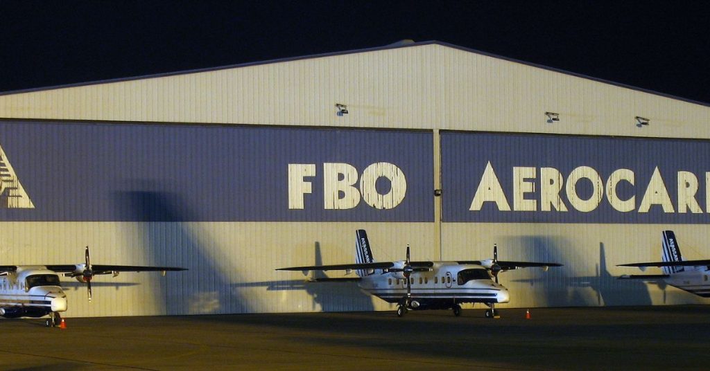 Where do people keep their private jets